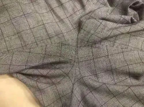 DƬ